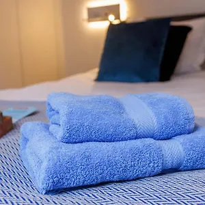 Bed & Breakfast Apl8 St-anna, Brugge